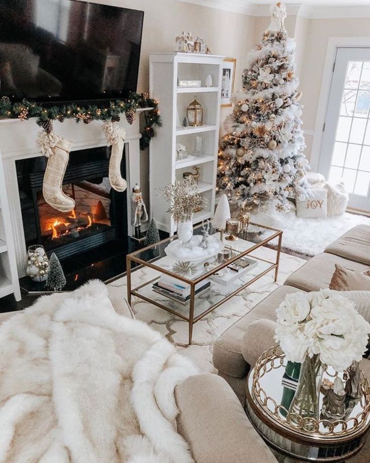 christmas room decor inspo Pin on Christmas Decor Inspo