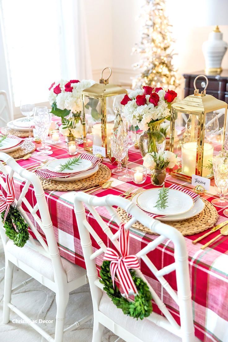 red and white christmas table decor 25 Amazing Red and White DIY Christmas Decor Ideas 1 Christmas table