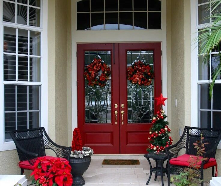 christmas decor around front door 27 Front Door Christmas Decorating Ideas Feed Inspiration