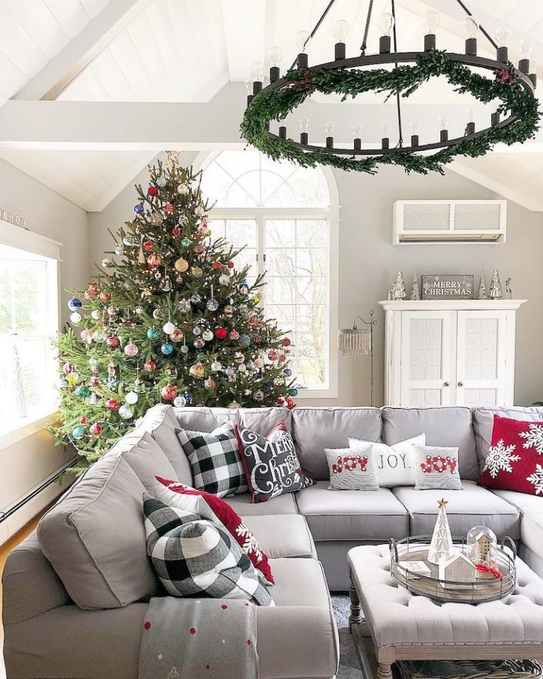 christmas decorating ideas living room 19 Festive Christmas Living Room Decor Ideas