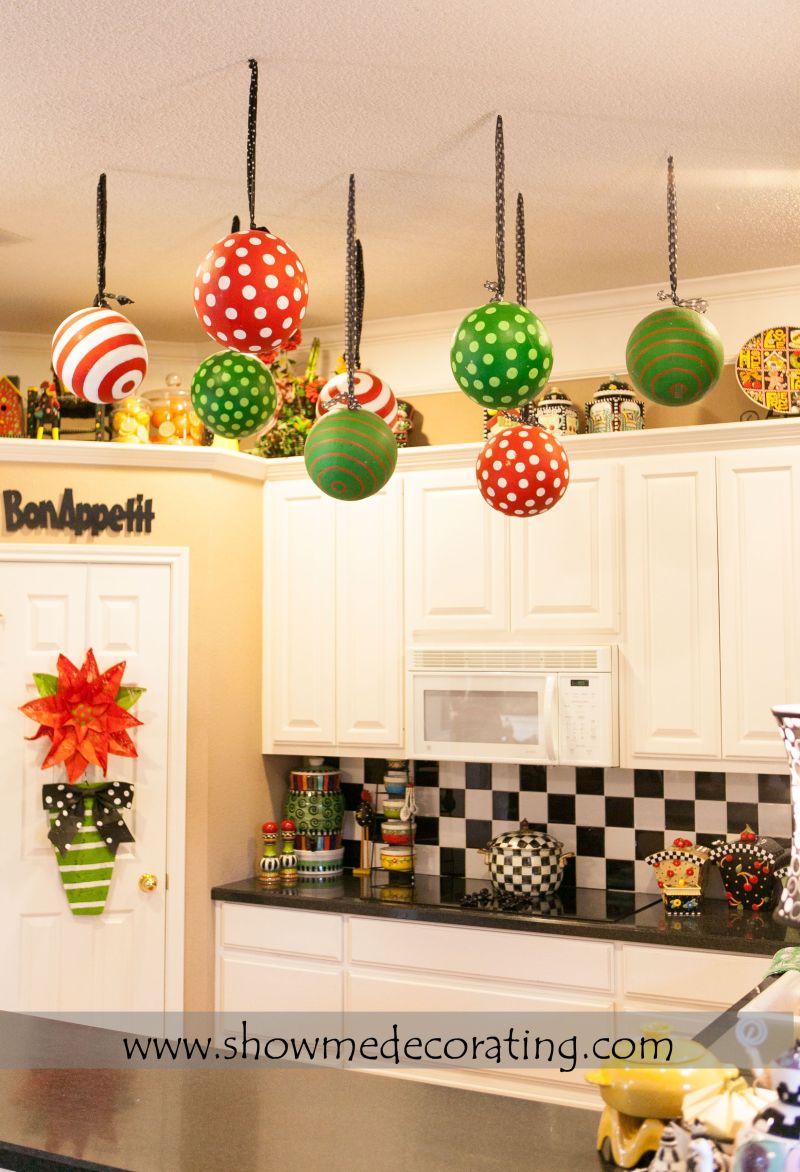 christmas decor hanging from ceiling How to hang christmas decorations on ceiling For a unique holiday display