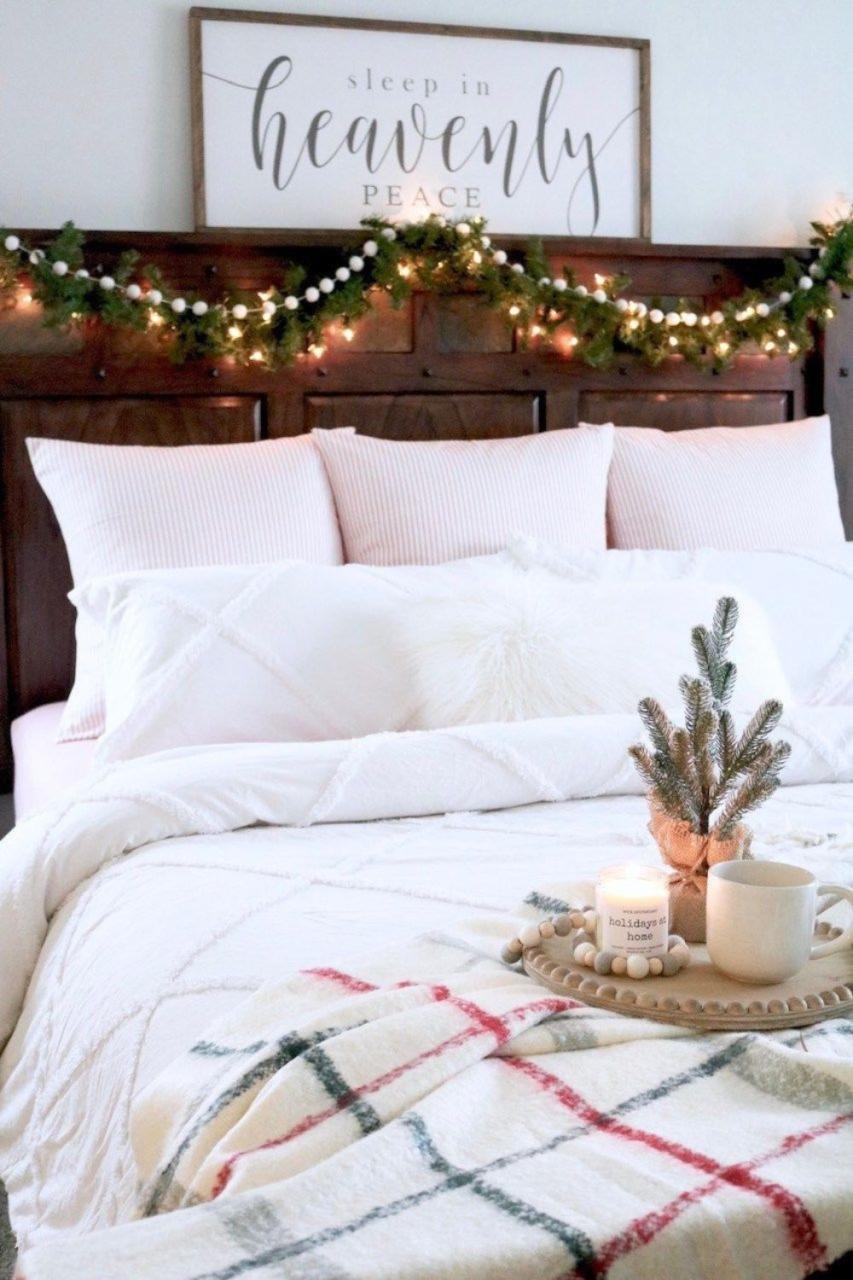 christmas decor for dorm room 10 Christmas Dorm Decor Ideas That Will Instantly Put You In a Festive