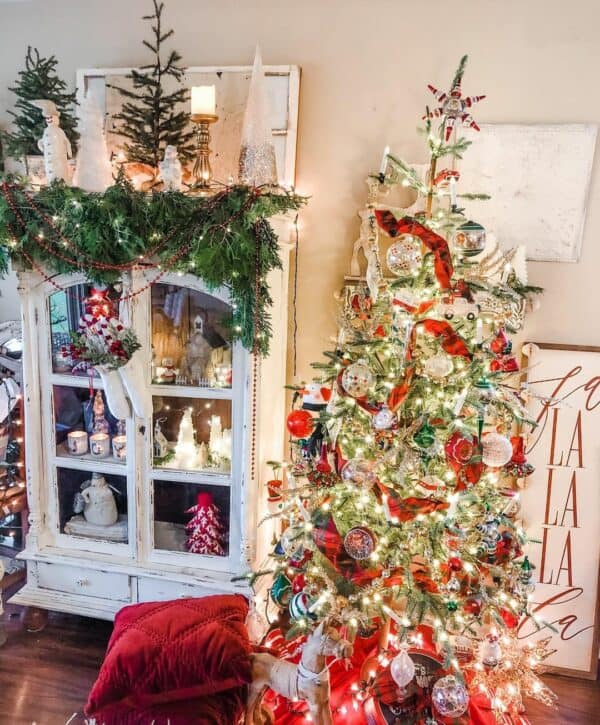 farmhouse decor christmas tree 35 Farmhouse Christmas Tree Decorations for a Cozy Christmas