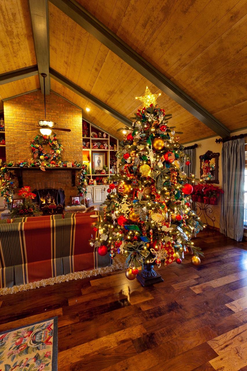 country christmas tree decor 42 Country Christmas Decorations Ideas You Can't Miss Decoration Love