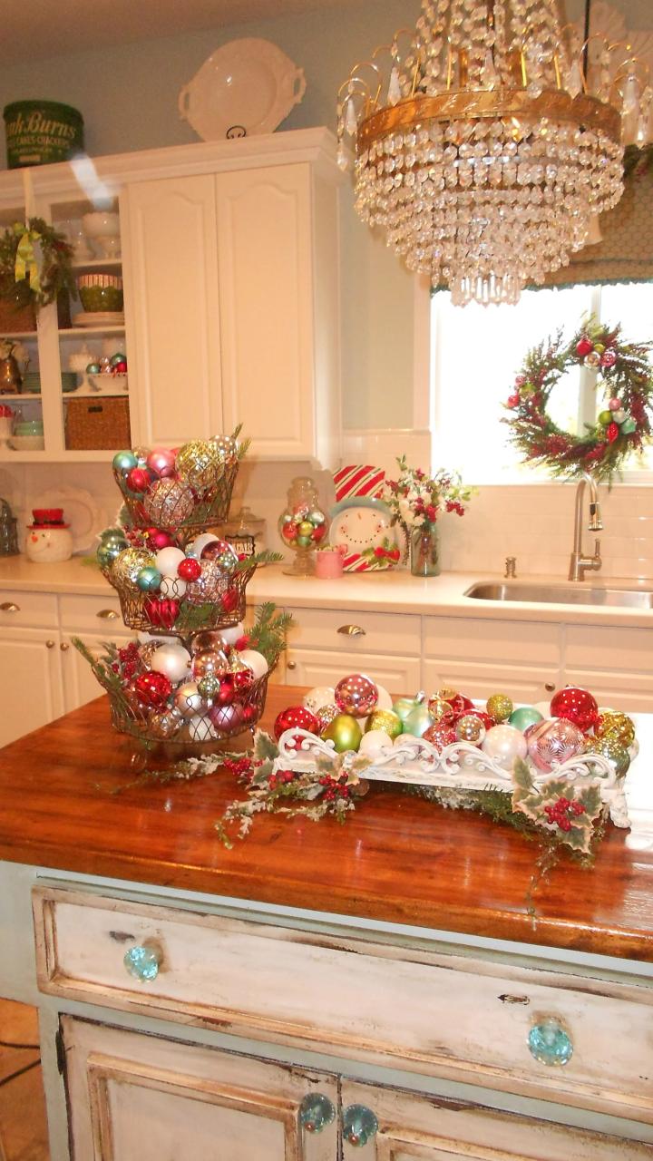 christmas decorating ideas pictures Top 40 Christmas Decorations Ideas For Kitchen Decoration Love