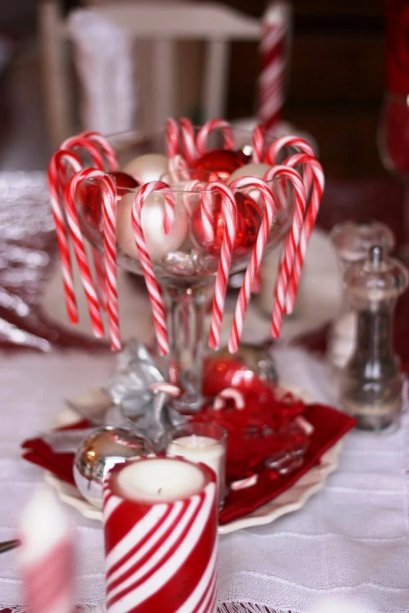 candy cane christmas decor ideas 15 Candy Cane Christmas Decor Ideas