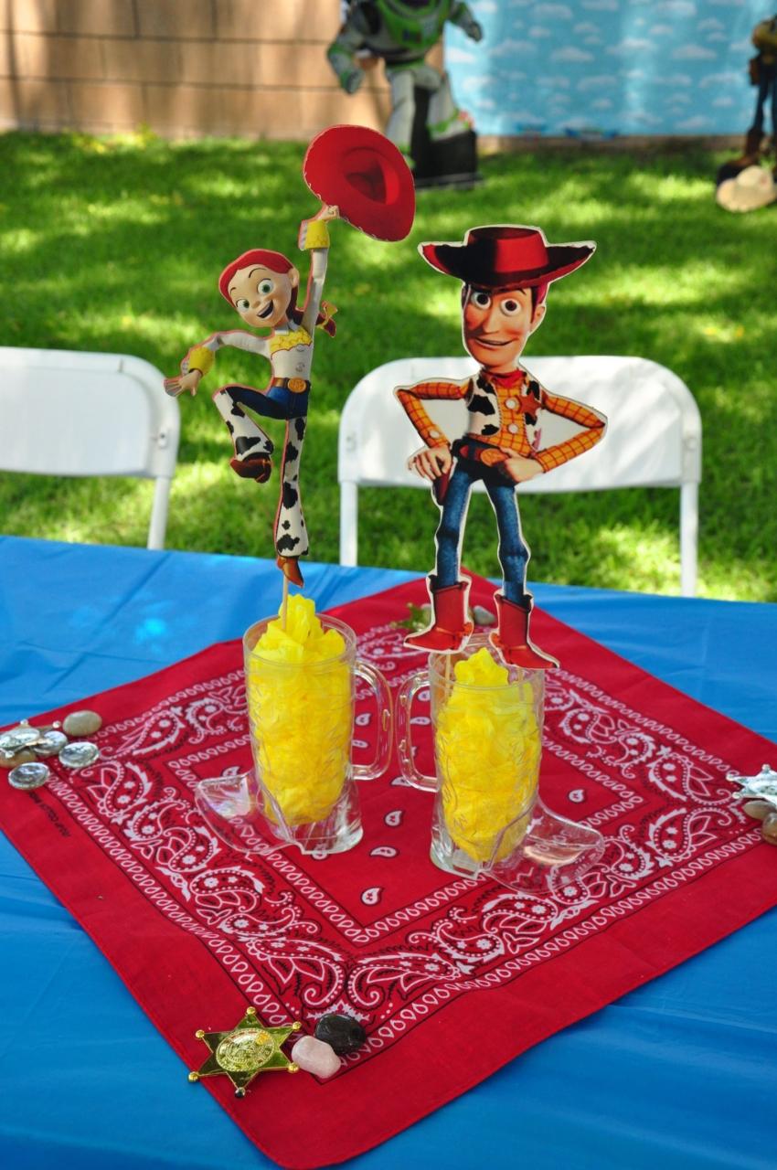 toy story christmas decor 10 Toy Story Centerpieces For Tables Elegant and Lovely Toy story