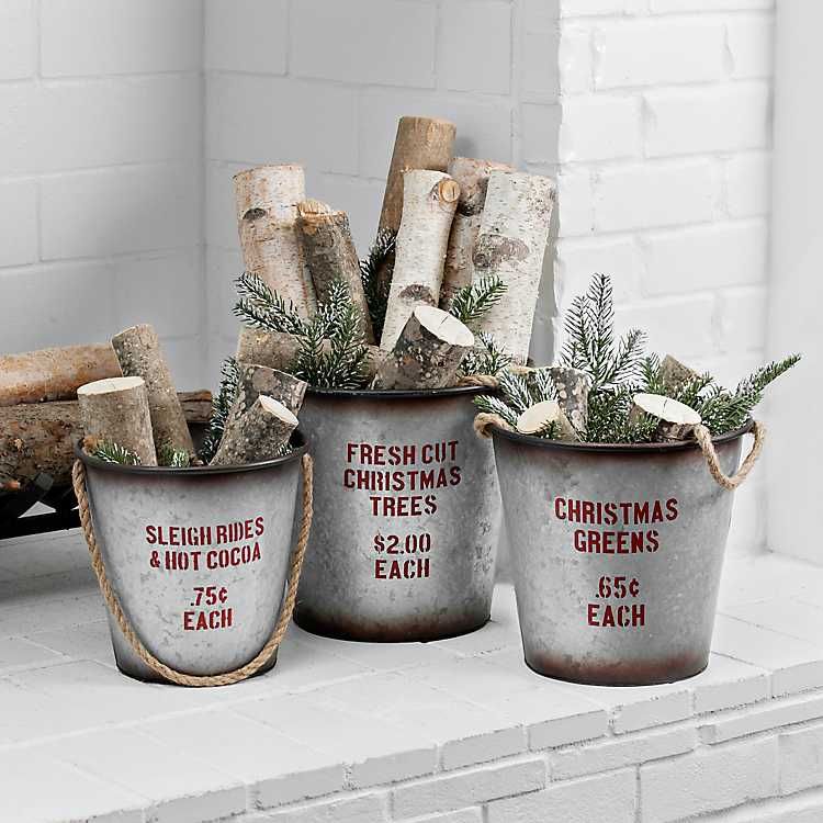 galvanized bucket christmas decor Pin on Christmas decorations