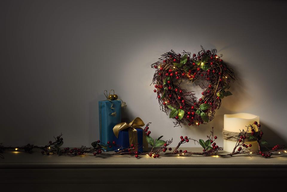 aldi christmas decor 2024 Aldi Launches its New Christmas Decoration Collection