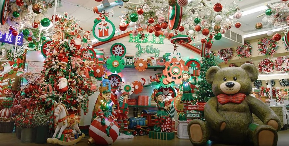 christmas decor stores in houston Look Inside The Largest Christmas Decoration Store In Texas