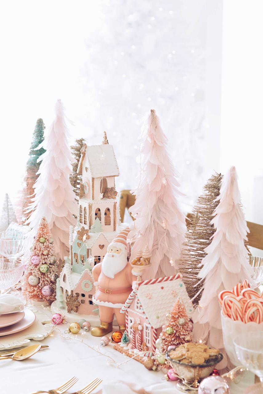 pink christmas tabletop decor Pink Christmas Table Decorations A Pink Wonderland Dinner The Pink Dream