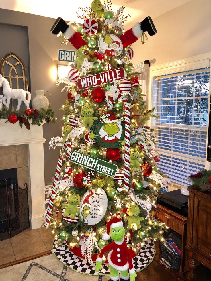 how the grinch stole christmas decor Grinch Christmas Tree DIY Christmas Tree Decorations