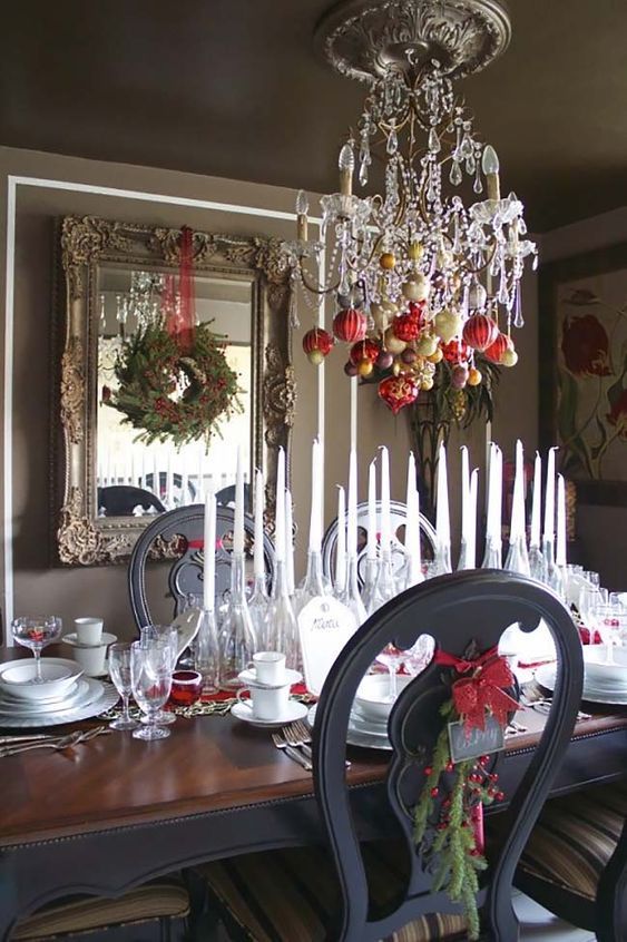 chandelier christmas decor ideas 40 Fabulous Christmas Chandelier Ideas to Beautify Your Home Decoration