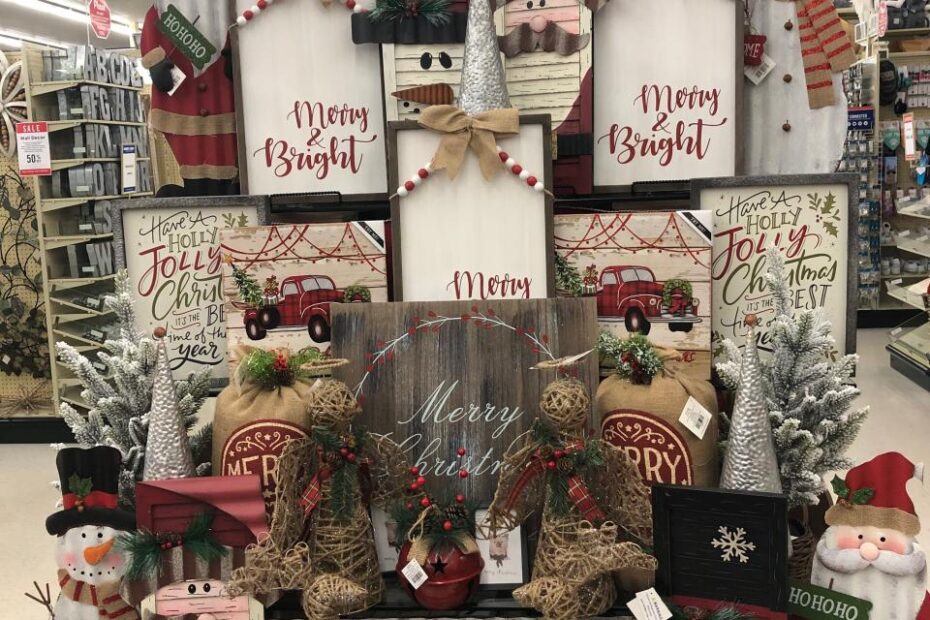 christmas decor at hobby lobby Pin by Natalie Duckworth Wright on Hobby Lobby Hobby lobby christmas