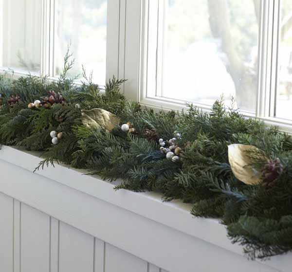 christmas decor for window sills 20 Beautiful Window Sill Decorating Ideas for Christmas and New Years