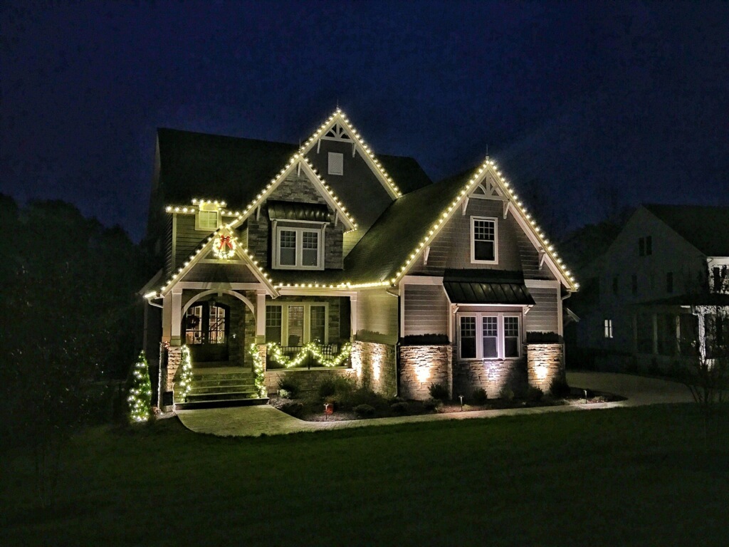 christmas decor lighting service Christmas Light Service Vividlux LLC Landscape