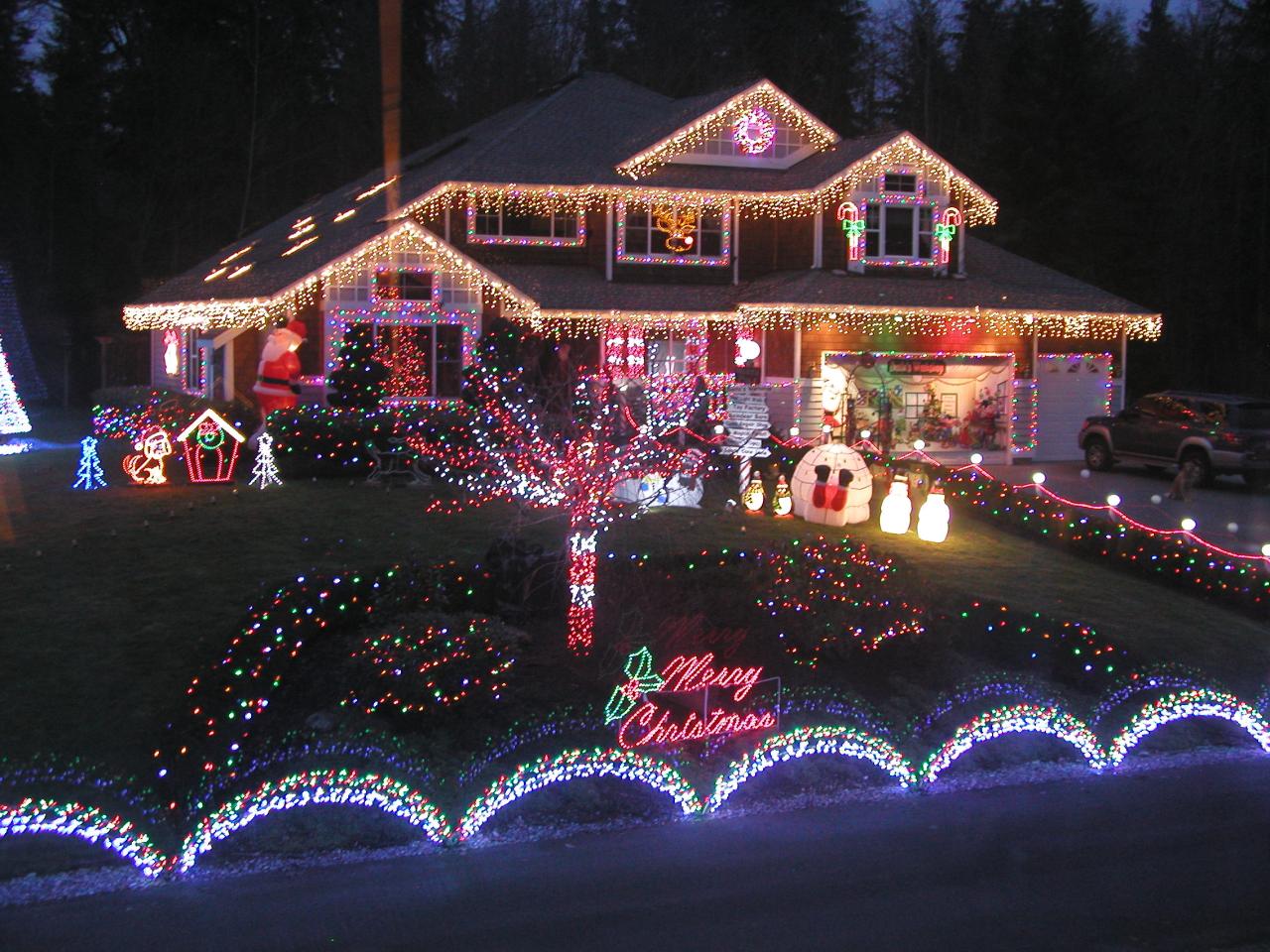 led christmas decor outdoor Factors to consider before installing Christmas lights outdoor led