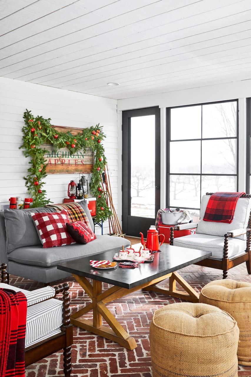 christmas decor for living room table Ideas On How To Decorating Your Living Room For Christmas Baci Living