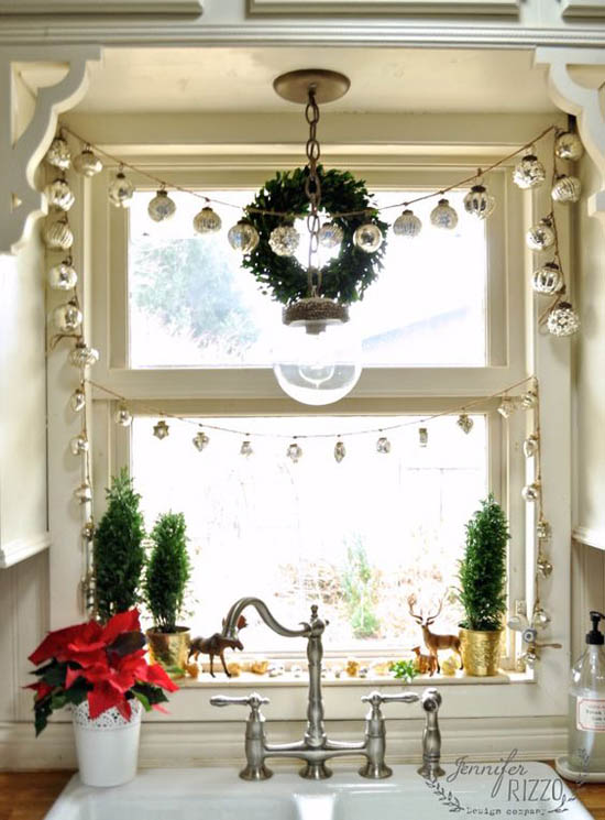 window decor ideas christmas 40+ Stunning Christmas Window Decorations Ideas All About Christmas