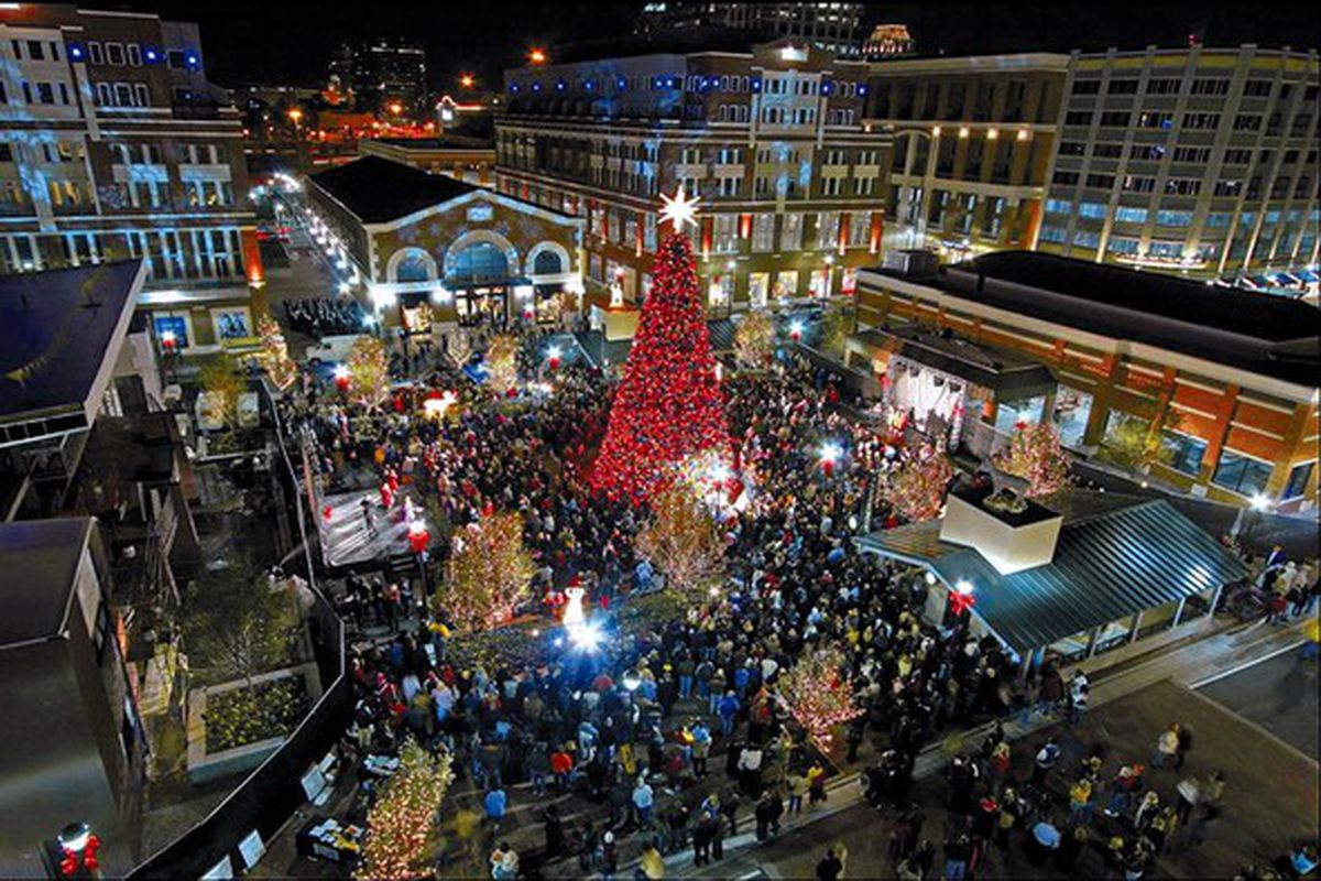 christmas decor of atlanta Atlanta’s festive Christmases of yore and today — in photos! Curbed