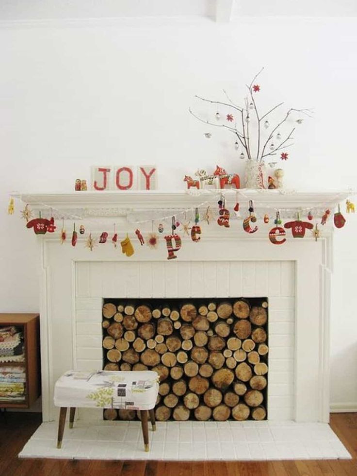 christmas decor no fireplace Decorating Ideas For Non Working Fireplaces (With images) Christmas