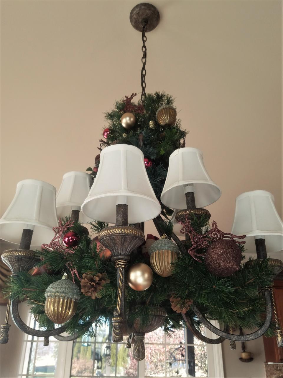 chandelier christmas decor ideas How to Decorate a Holiday Chandelier for Christmas Renee Romeo