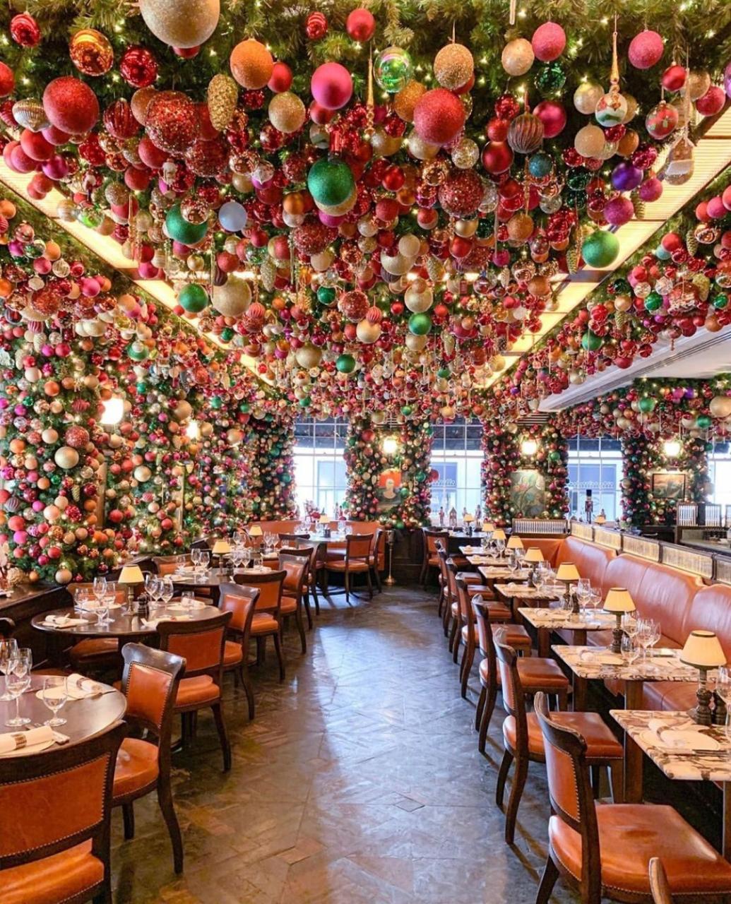 christmas decor for cafe 34 MAYFAIR STEAK & FISH GRILL RESTAURANT, Grosvenor Square, S Audley