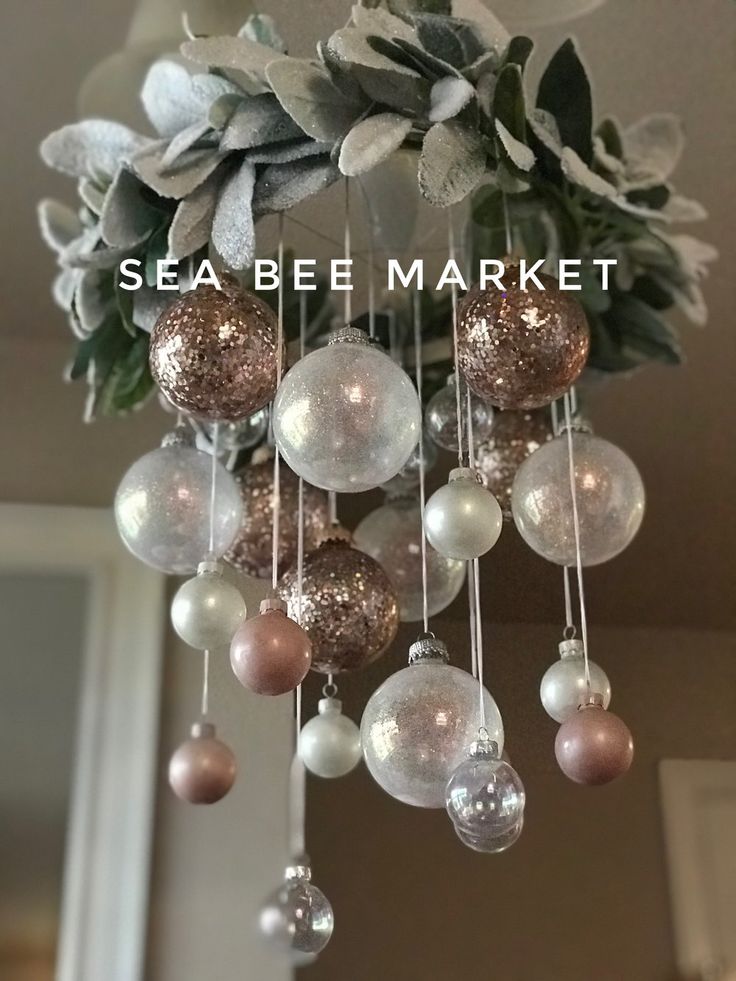 diy christmas wall decor pinterest 15 Budget Friendly Christmas Decor Ideas Christmas chandelier, Diy