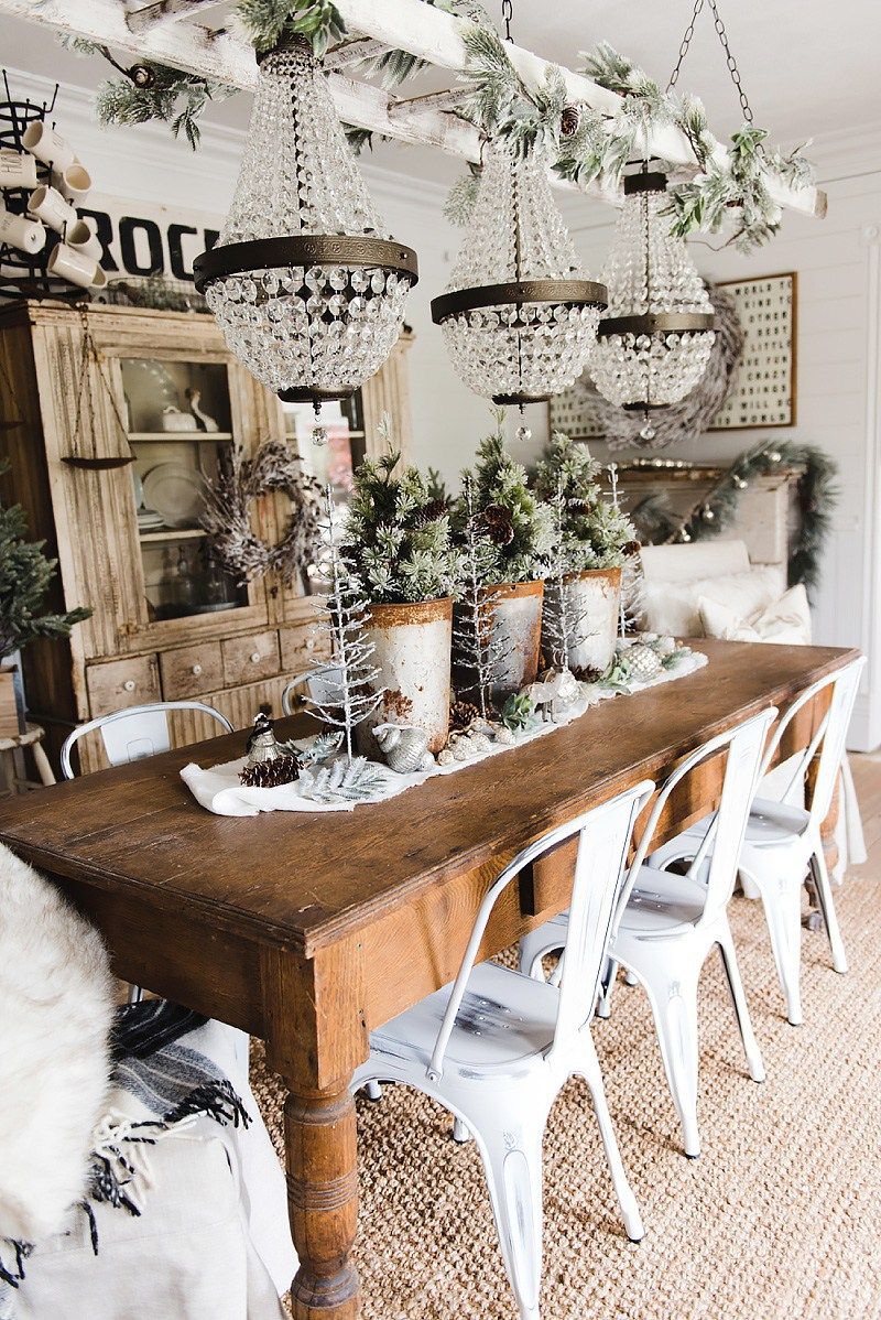 farmhouse christmas dining table decor The Best Farmhouse Christmas Inspiration Farmhouse christmas decor