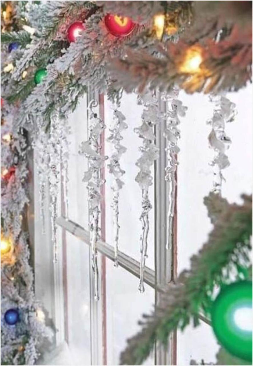 christmas window decor diy 41 DIY Christmas Window Decoration Ideas HomEnthusiastic Christmas