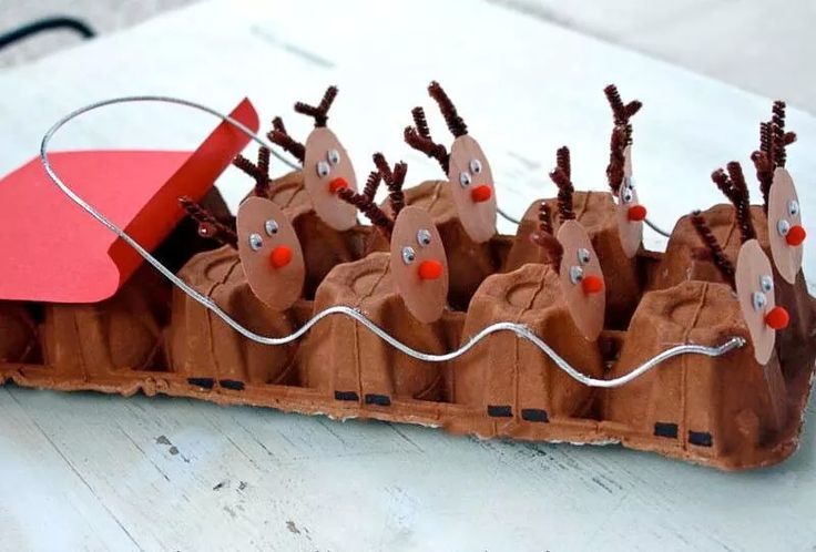 christmas decor using egg tray Egg tray reindeer ChristmasCrafts Craft IdeasForKids Cheap