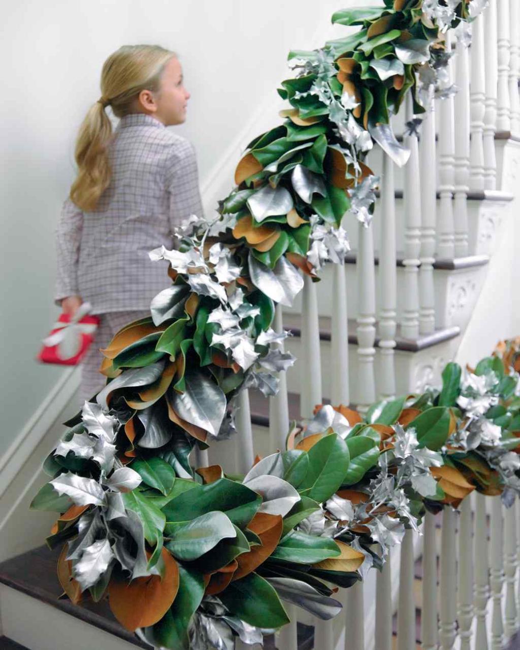 garland decor for christmas 3 Inexpensive Christmas Garlands You Can Make Yourself DIY Christmas