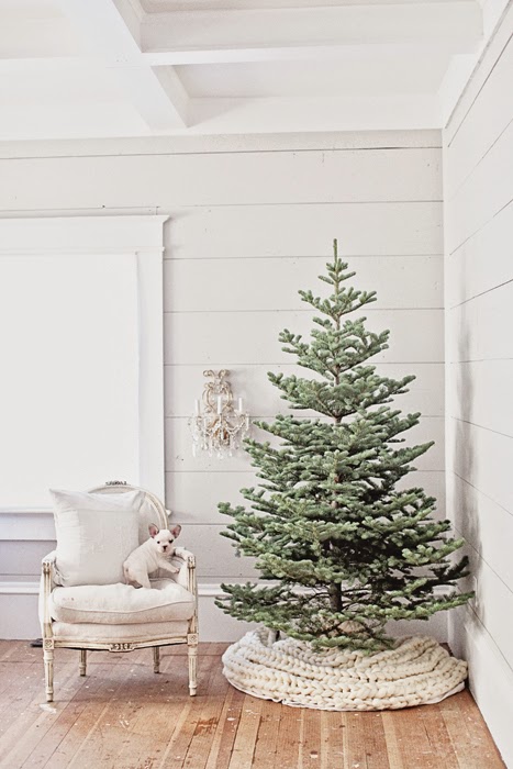 non traditional christmas decor 25 NonTraditional Christmas Decorating Ideas