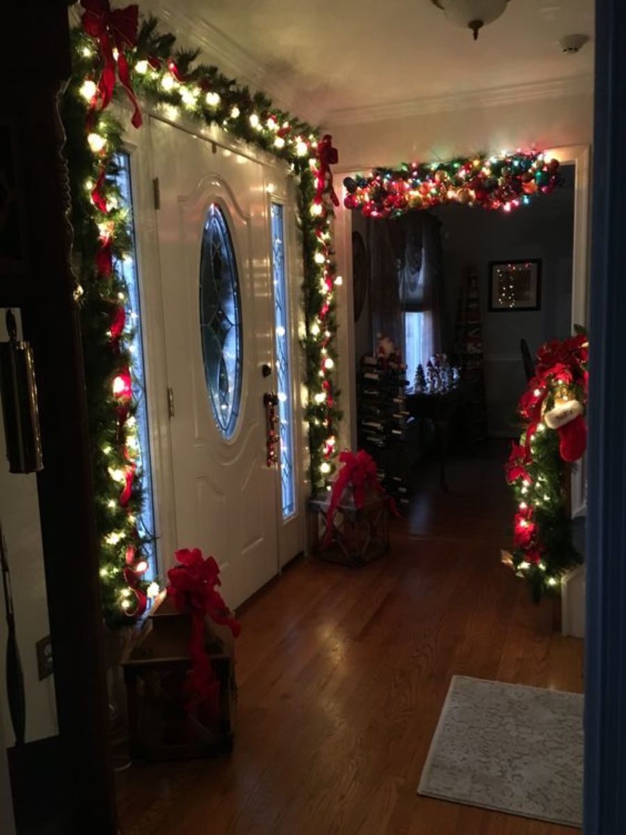 christmas decor small apartment 50+ Cozy and Creative Small Apartment Christmas Decor Ideas HubPages